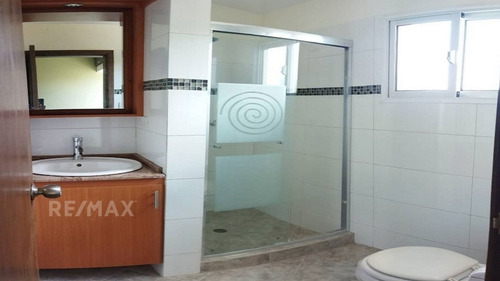 Imagen 14 de 25 de Town House En Avenida Luisa Caceres, Urb. Brisas De San Miguel