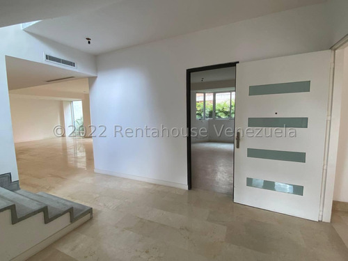 Apartamento En Venta En La Castellana Cda 24-17026 Yf