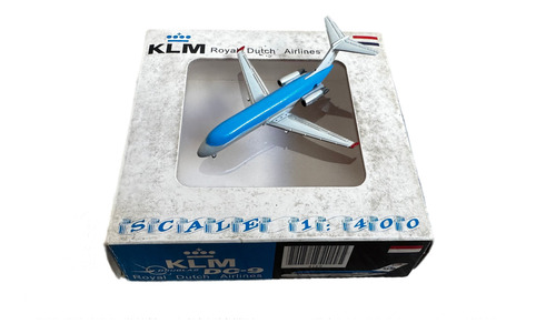 Avión A Escala 1:400 Dc-9 En Blanco Originalmente Klm