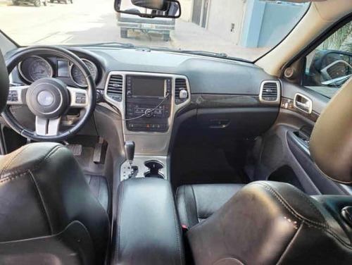 Imagen 3 de 8 de Jeep Grand Cherokee 2013 3.6 Laredo V6 4x2 Mt