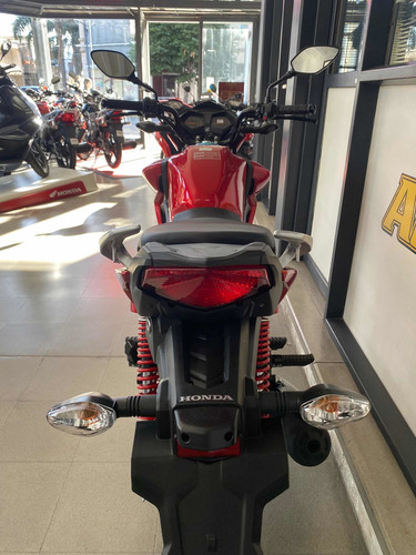 Imagen 12 de 16 de Honda Cb 125 Twister