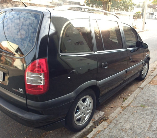 Imagem 3 de 8 de Zafira