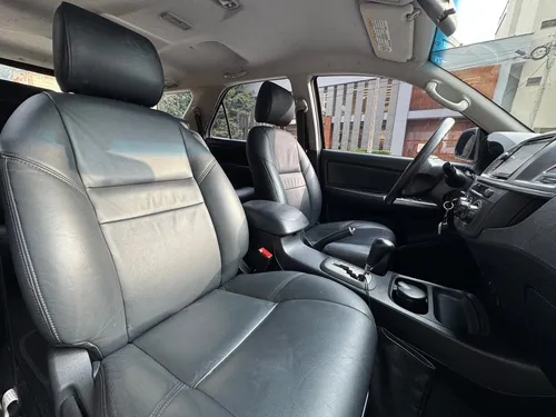 Toyota Fortuner 3.0 Sr5