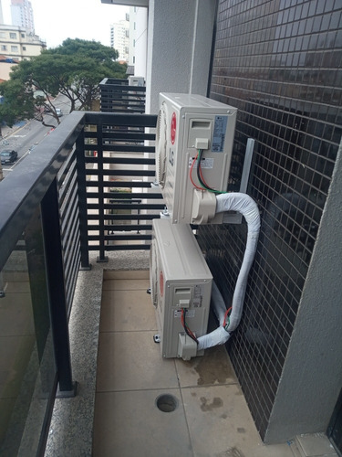 Imagem 1 de 3 de Instalação E Manutenção Ar Condicionado Itaquera