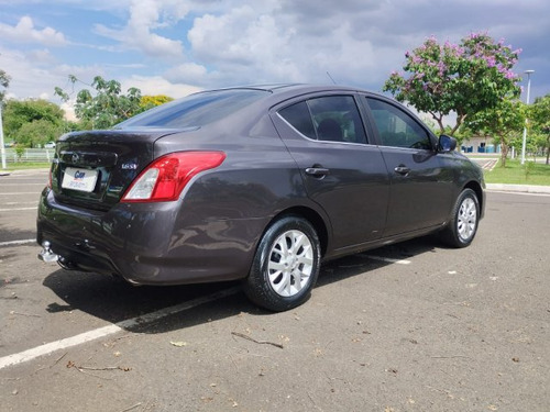 Nissan Versa Versa 1.6 16V FLEX SV 4P XTRONIC