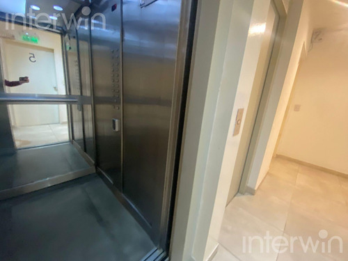 Departamento En Flores - 2 Ambientes- Amenities - Venta
