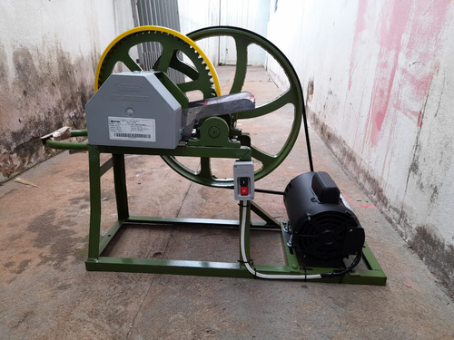 Garapeira De Cana Rolos De Ferro Com Motor Elétrico Completa