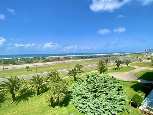 Imagen 6 de 22 de Apartamento En Venta Primera Linea Con Vista Al Mar- Ref: 6295