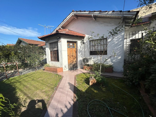 Casa 4 Ambientes En Ciudad Jardin En Venta