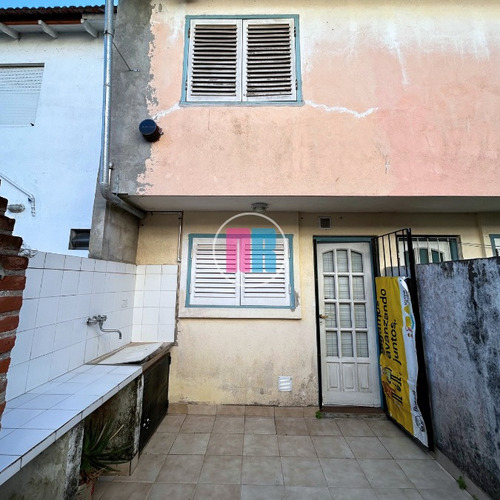 Triplex Con Gas Natural En San Bernardo. Santiago Del Estero 3147