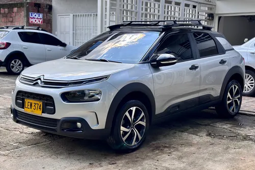 Citroën C4 Cactus 1.6 Shine Turbo Aut