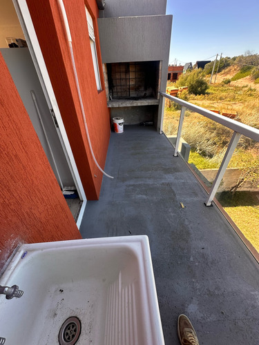 Departamento En Monte Hermoso A 200 Mts Del Mar!
