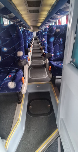 Imagem 12 de 15 de Onibus Rodoviário Mercedes Bens O500r Com Ar Banheiro