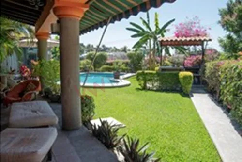 Casa En Venta, Burgos Temixco, Un Nivel C.p. 62582