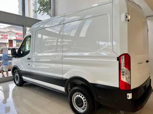 Imagen 7 de 18 de Ford Transit Furgon Medio L2h2 0km