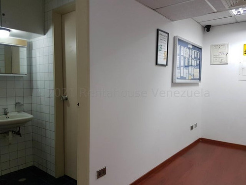 Hermosa Oficina En Venta En La Urbina Con Vigilancia
