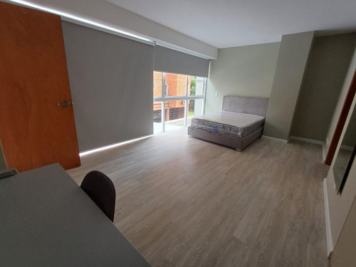 Alquiler/pb/duplex/ La Castellana/150m2/tza-70m2/ 2h-3b-2pe