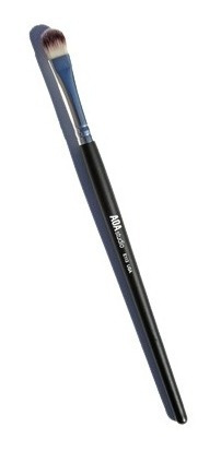 E113 : Large Flat Shader Brush  Aoa B-makeup