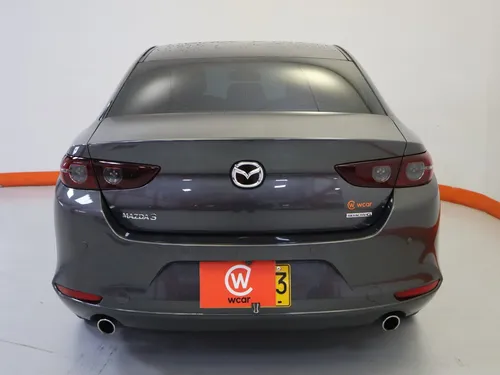 Mazda 3 TOURING 2.0 MT 6AB 4P