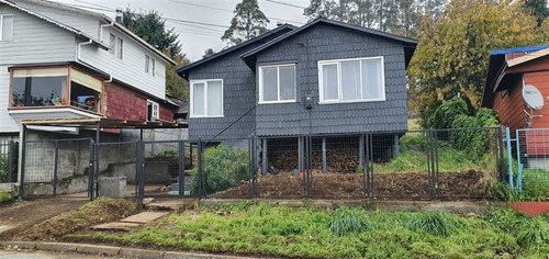 Casa En Venta De 3 Dorm. En Llanquihue