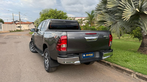 Toyota Hilux 2.8 Tdi Srx Cab. Dupla 4x4 Aut. 4p