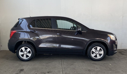 Imagen 4 de 13 de Chevrolet Trax 2015 1.8 Lt At