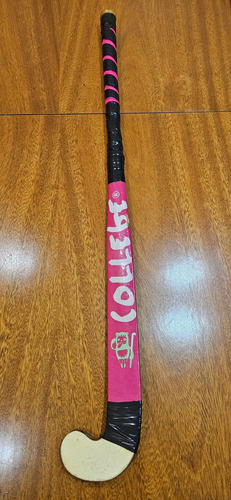 Palo De Hockey Rosa Chicle 31.496 " (Usado)