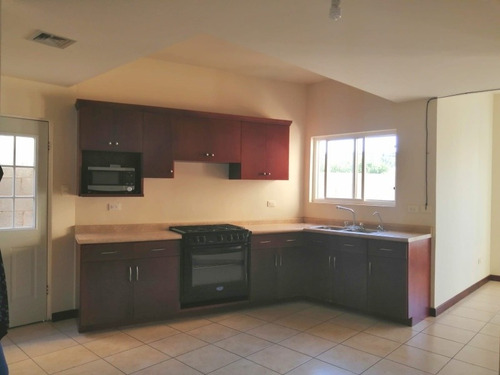 Imagen 3 de 14 de Casa En Venta Zona Reliz Fracc Verandah