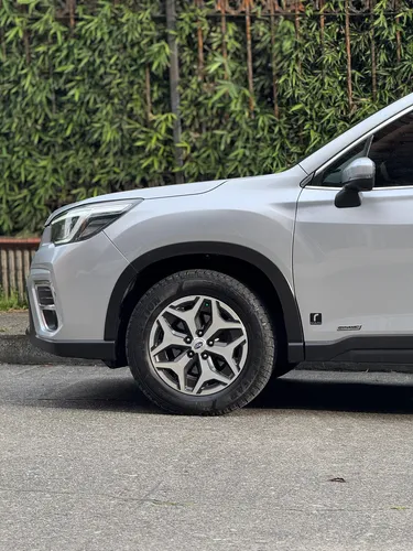 Subaru Forester 2.0 Xt