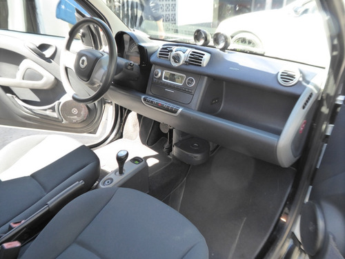 Imagen 10 de 13 de Smart Fortwo 3 Cil 2012