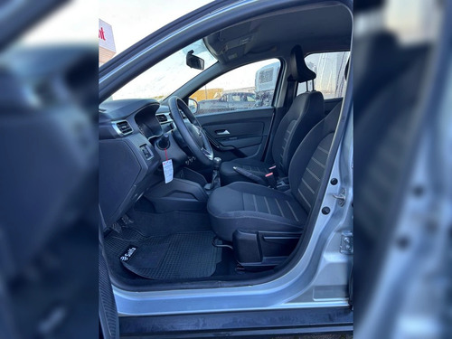 Renault Duster 1.6 ZEN 4X2 5MT 5P