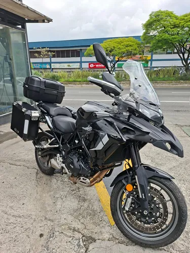 Trk 502 Con Sus Maletas,exploradoras Y Otros Accesorios