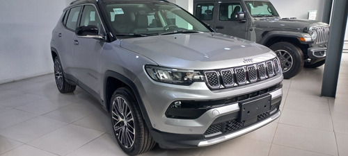 Imagen 2 de 10 de Jeep Compass 2022 1.3 T270 Limited