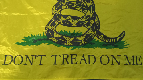 Bandera Don't Tread On Me. Javier Gerardo Milei Argentina