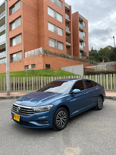 Volkswagen New Jetta Conforline Turbo