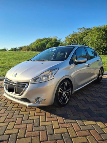 Peugeot 208 1.5 Allure Touchscreen 2013