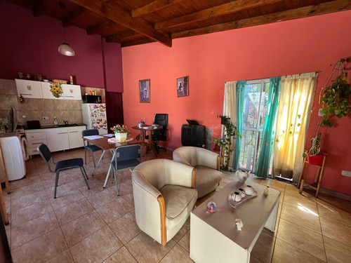Casa En Ph-venta. Dos Dormitorios- Saladillo.