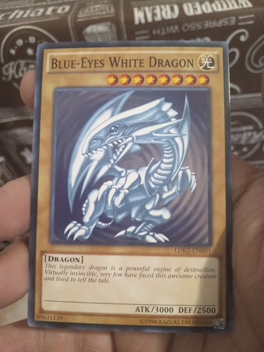 Blue-eyes White Dragón Yugioh
