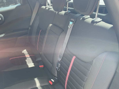 Imagem 8 de 14 de Fiat Toro Freedom 1.8 16v Flex