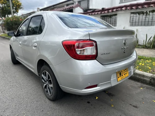 Renault Logan 1.6 Expression / Life +