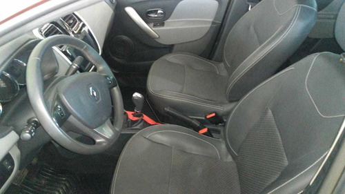 Renault/ Logan Dyna 1.6 Baixo Km Automático