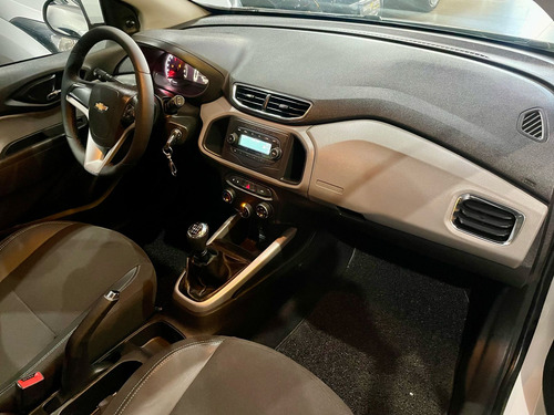 Chevrolet Onix Onix Hatch LT 1.0 8V FlexPower 5p Mec.