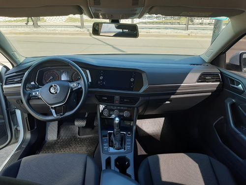 Imagen 11 de 16 de Vw Vento Comfortline (1.4)tsi 150cv 2019