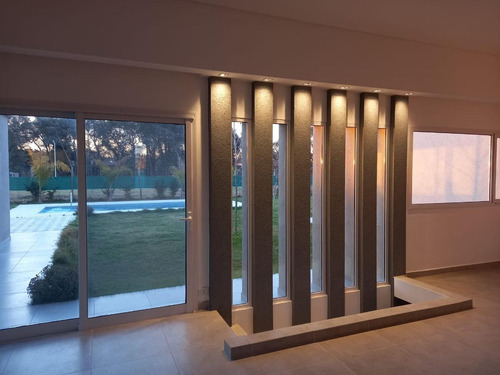 Imagen 27 de 30 de Venta De Casa A Estrenar En B° Los Álamos A Metros Del Acceso Oeste, Luján.