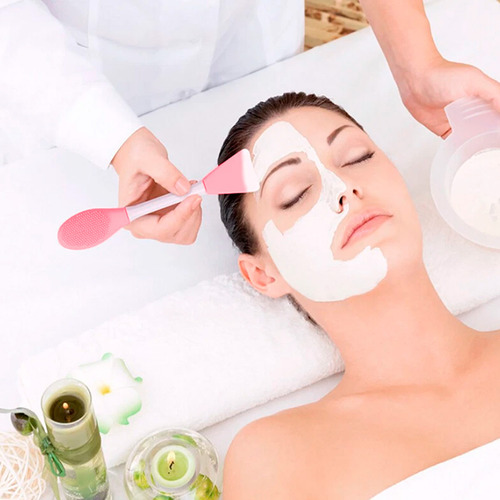 Cepillo Facial 2 En 1 Diler Cerdas De Silicón Para Limpieza Y Espátula Aplicadora De Mascarillas Cremas Sérums Skincare Diario Reutilizable Y Suave Con Todo Tipo De Piel Color Rosa