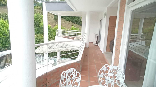 Imagen 5 de 12 de Grande Casa Finca En Venta San Jeronimo