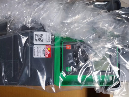 Inversor De Frequencia Altivar 930 30hp Atv930d22n4 380/480v Schneider