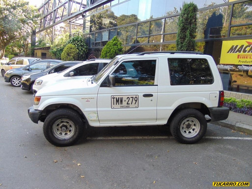 Mitsubishi Montero 2.4 Mt 2400cc 3p