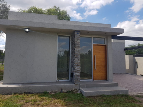 Casas En Venta Housing Villa Warcalde Intercountry