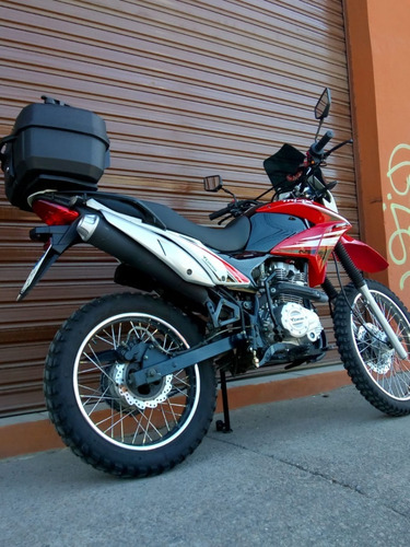 Corven Triax R3 250